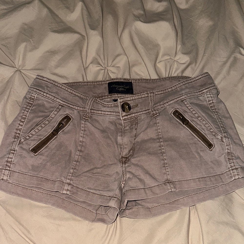 American Eagle Stylish Tan Women Shorts Stretch